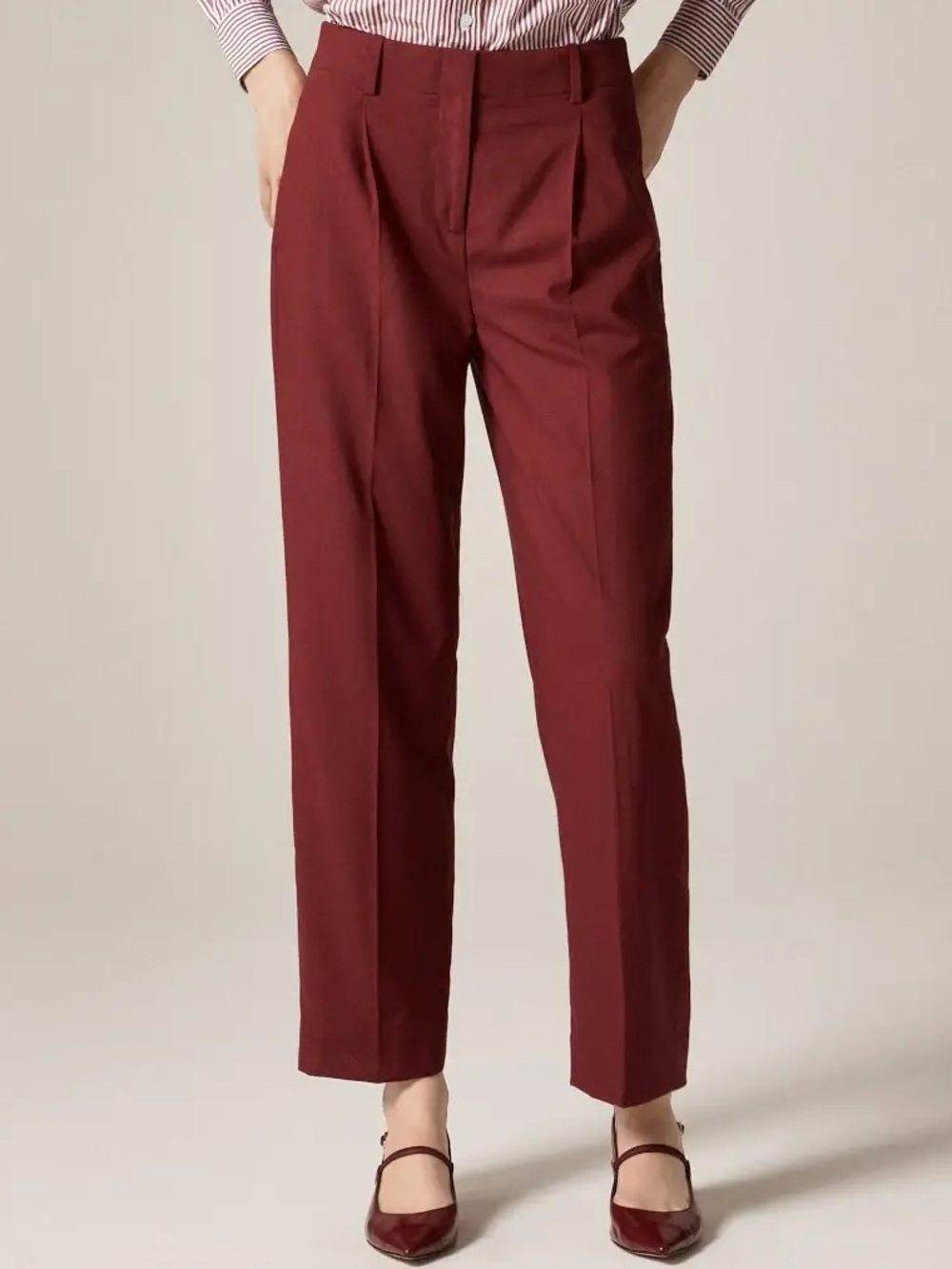 J. Crew Pleated Tapered Pant in Italian Gauzy Wool Blend Size 6